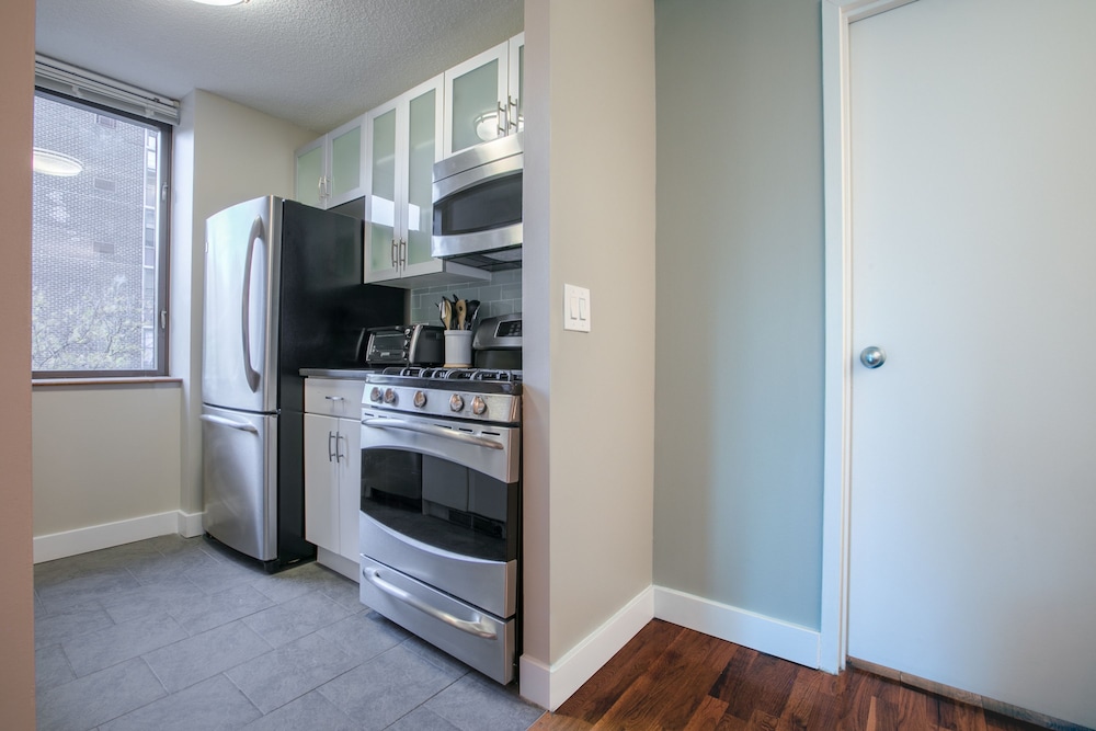 Fully Furnished 2BR 2bath Unit in NYC