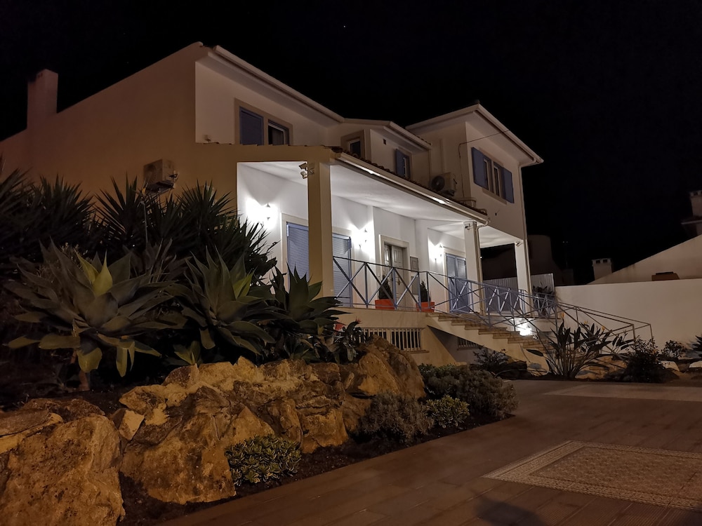 Vogue 23 Boutique Hotel
