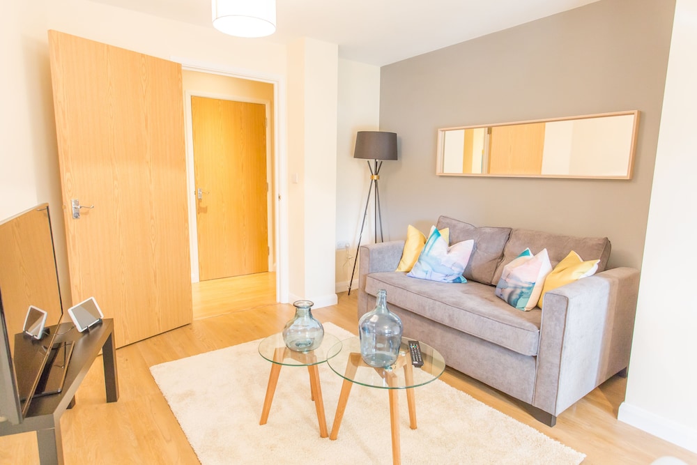 Oxford Vacations - Razia Apartments - Property Image 72