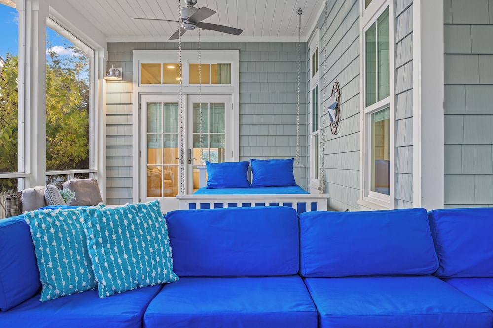 Sea Dlight: 3BR Beach Home Sleeps 10 With 4 Bikes in Watersound West