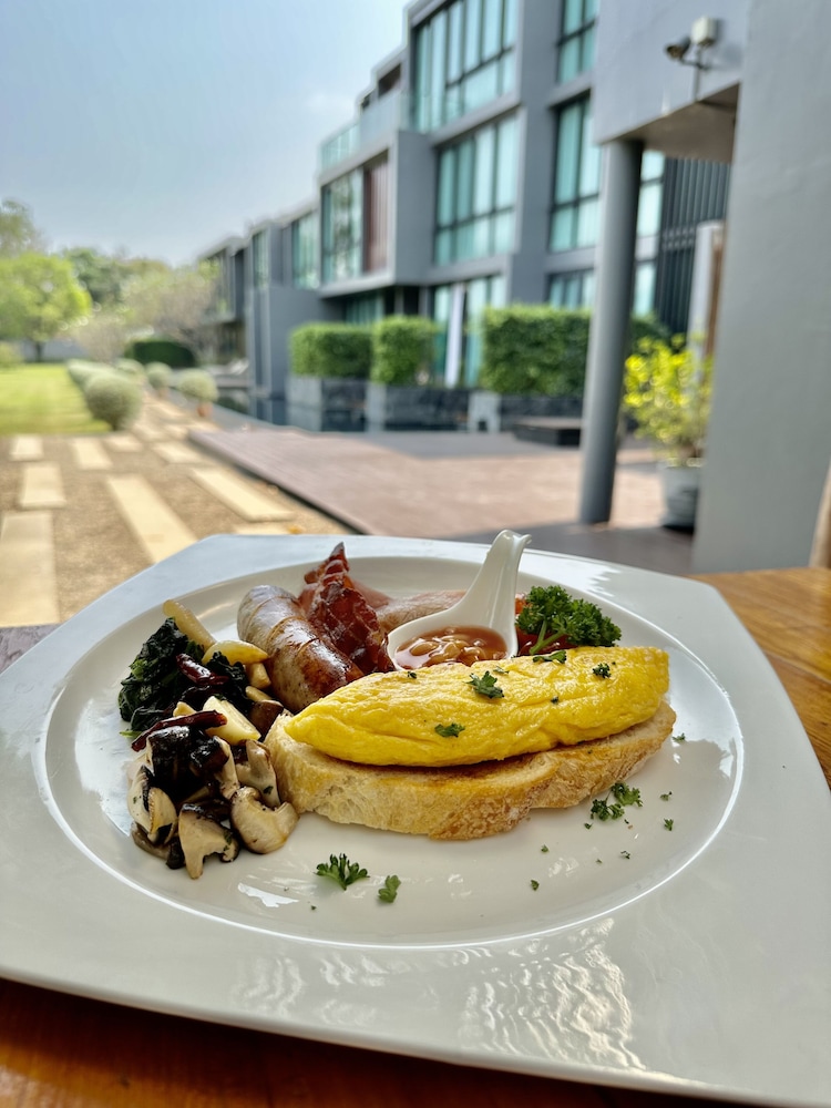 Zensala Riverpark Resort