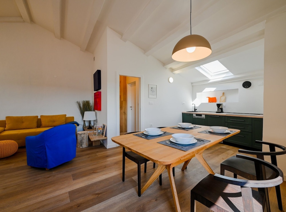 Radiant and Trendy Downtown Rovinj Apartment