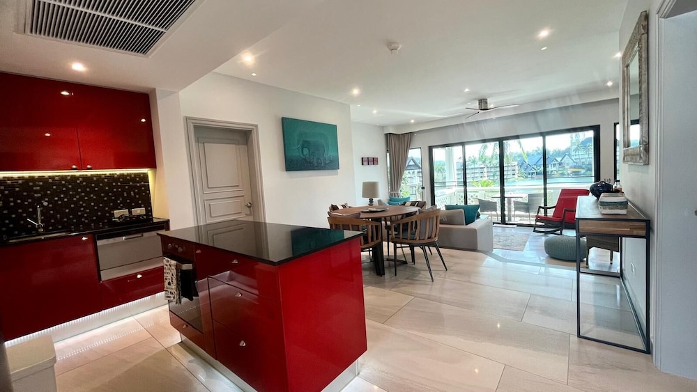 Luxury Seaview 6 Bedrooms With Infinity Pool Villa, Private Gym, Superfast Wifi