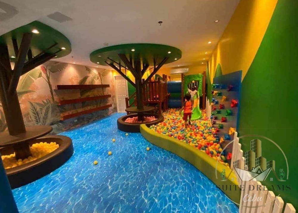 Cebu Vacations - Cozy Furnished Condo near I.T. Park - Property Image 18