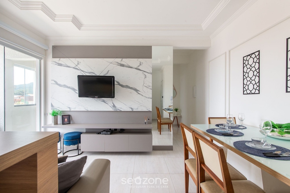 Modern apt w/ Barbecue 600m From the Beach Com305