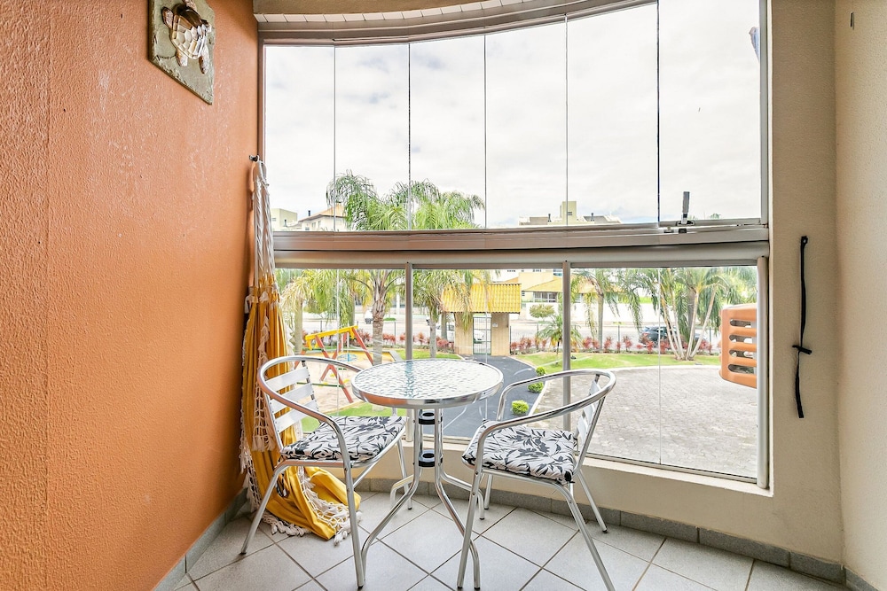 Pleasant Apartment 110m From Ingleses Beach Vdg114
