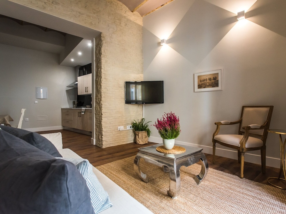Boutike Apartments
