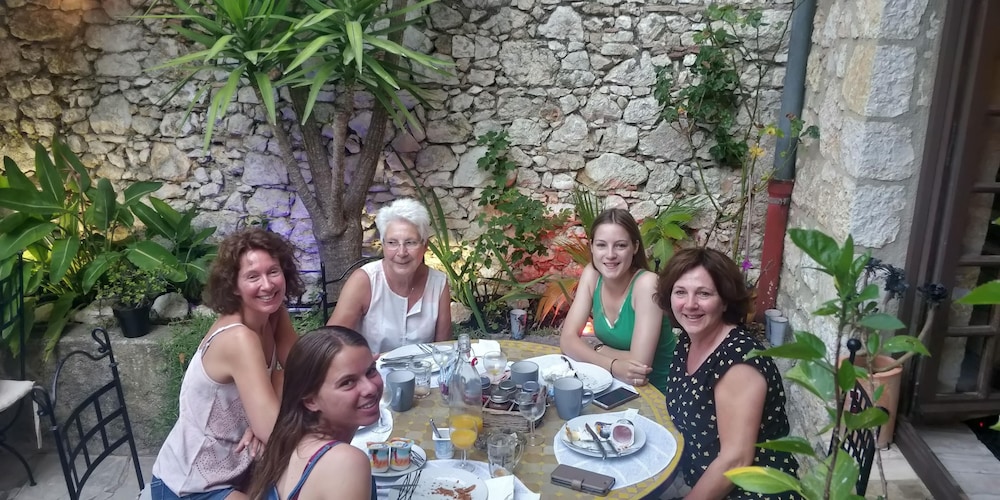 Maison Carles BnB