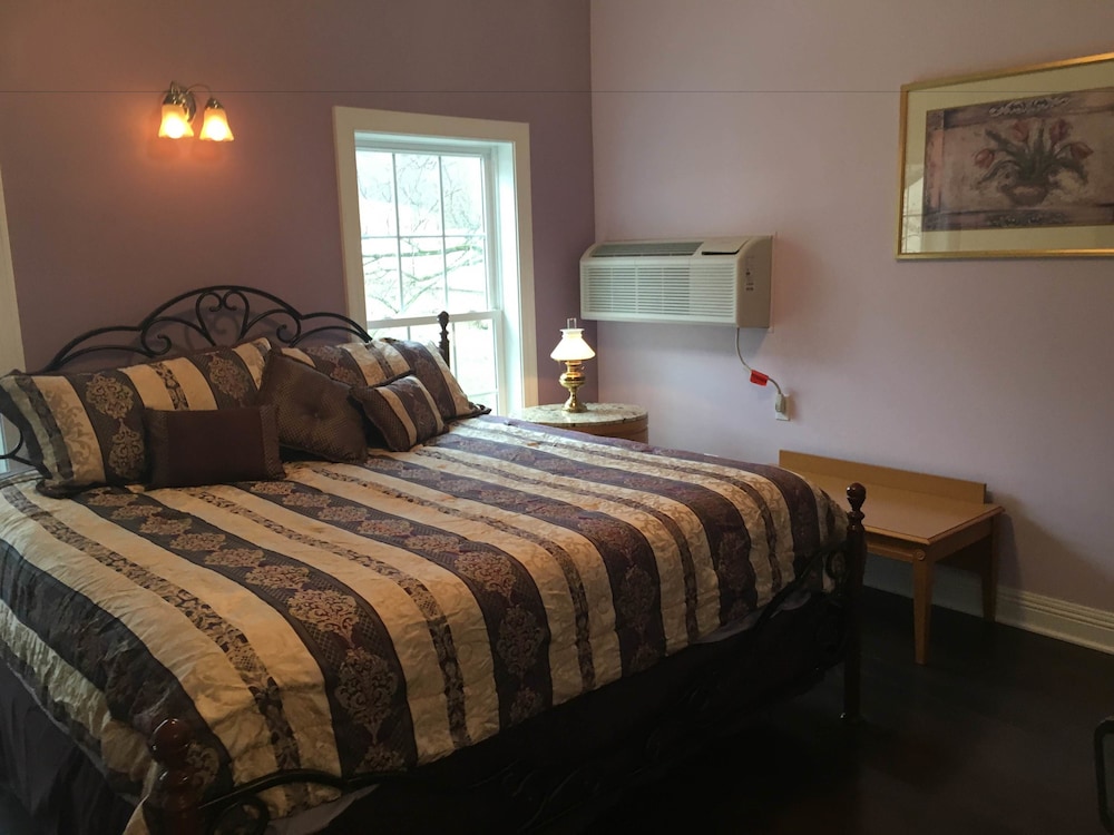 Crystal Run Suites of Springboro view 2