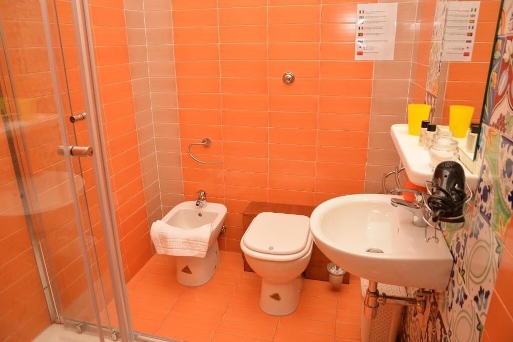 FURTURE' ROOMS