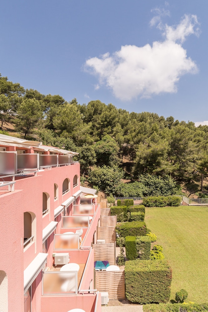Résidence Pierre & Vacances Saint-Mandrier Les Jardins de la Côte d'Azur