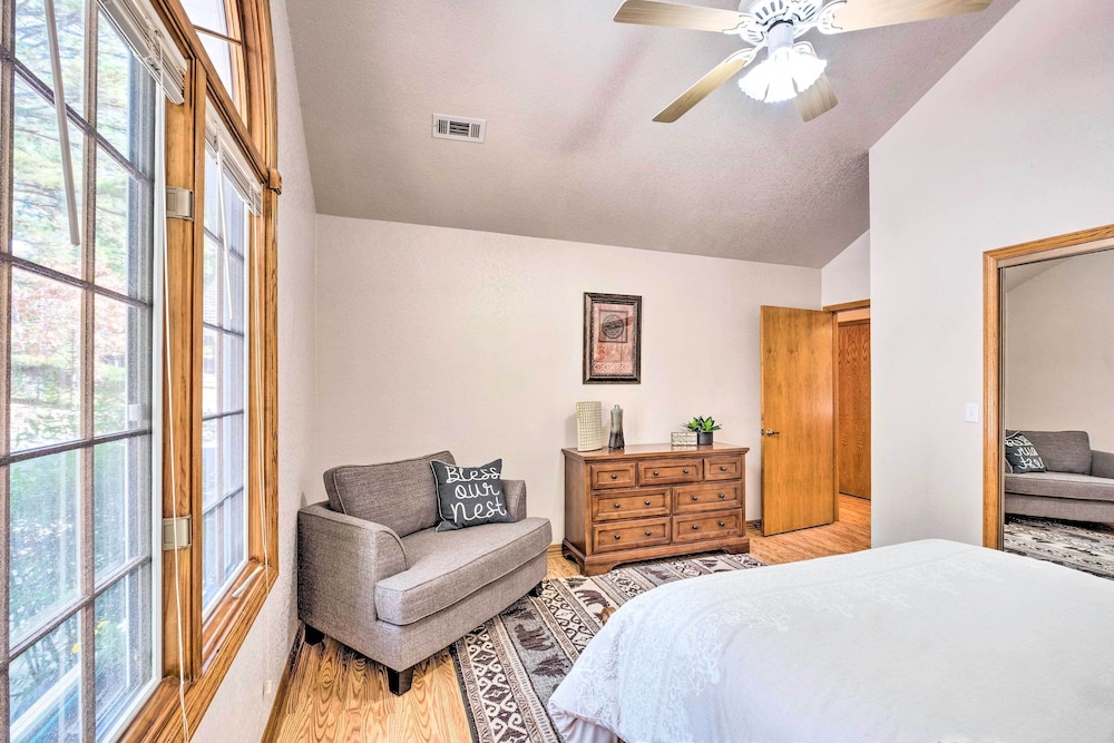 Beautiful Ozark Oasis w/ Deck: Walk to Beaver Lake view 5