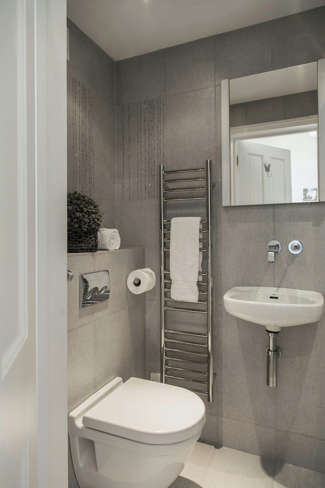 Albert Terrace by Onefinestay