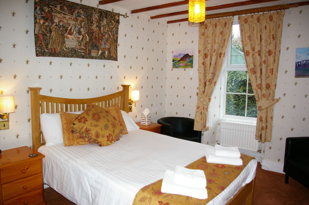 Elen's Castle Hotel