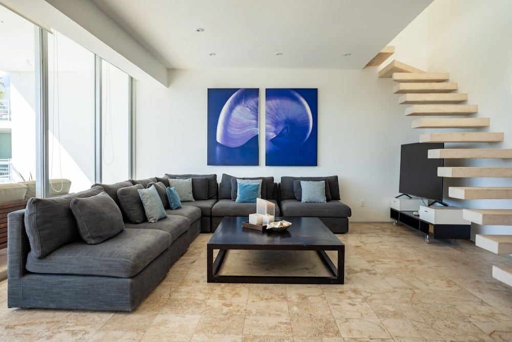 Magia Playa Penthouse 2d 3 Bedroom Condo