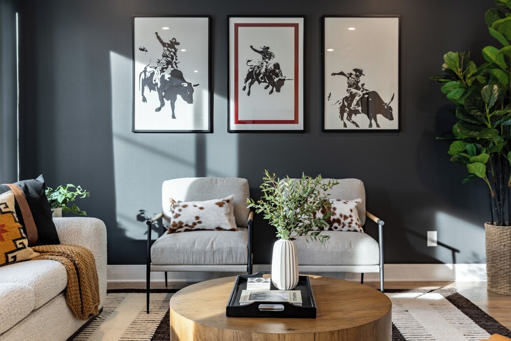 The Heights by AvantStay – Modern Condo Minutes from Broadway