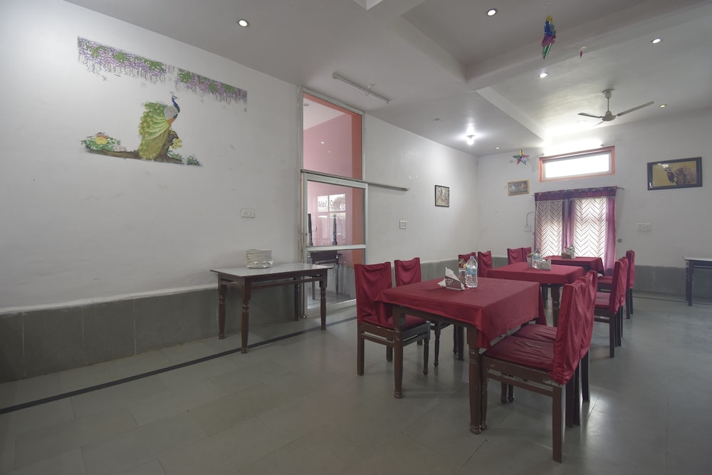 OYO 47389 Hotel Sun N Star view 5