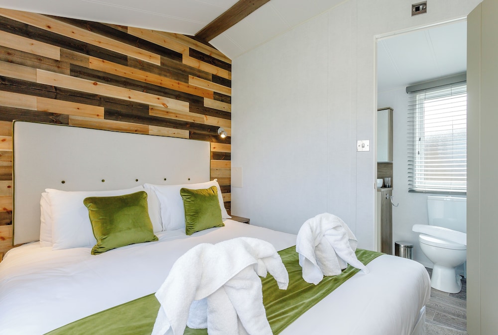 Clumber Park Lodges