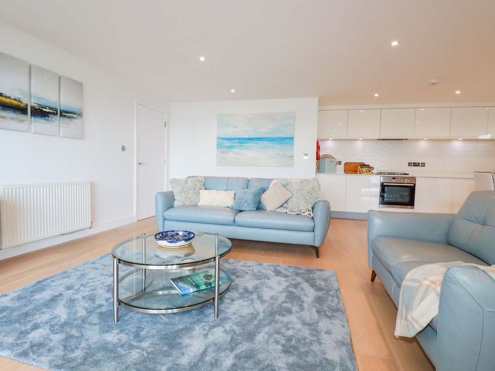 Fistral Retreat