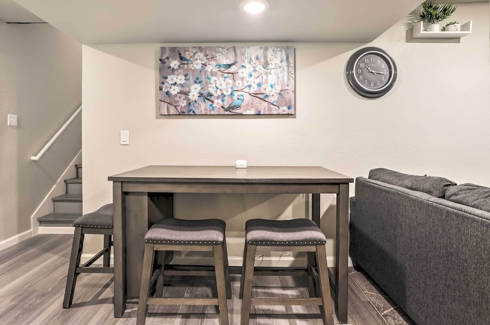 8 Mi to Barr Lake: Cozy Commerce City Home!