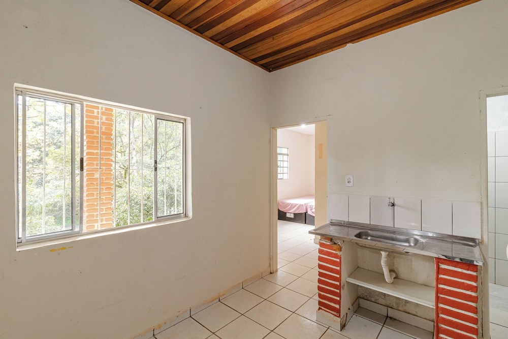 Ch Cara c Wifi Churrasq Pisc Lazer pet Friendly