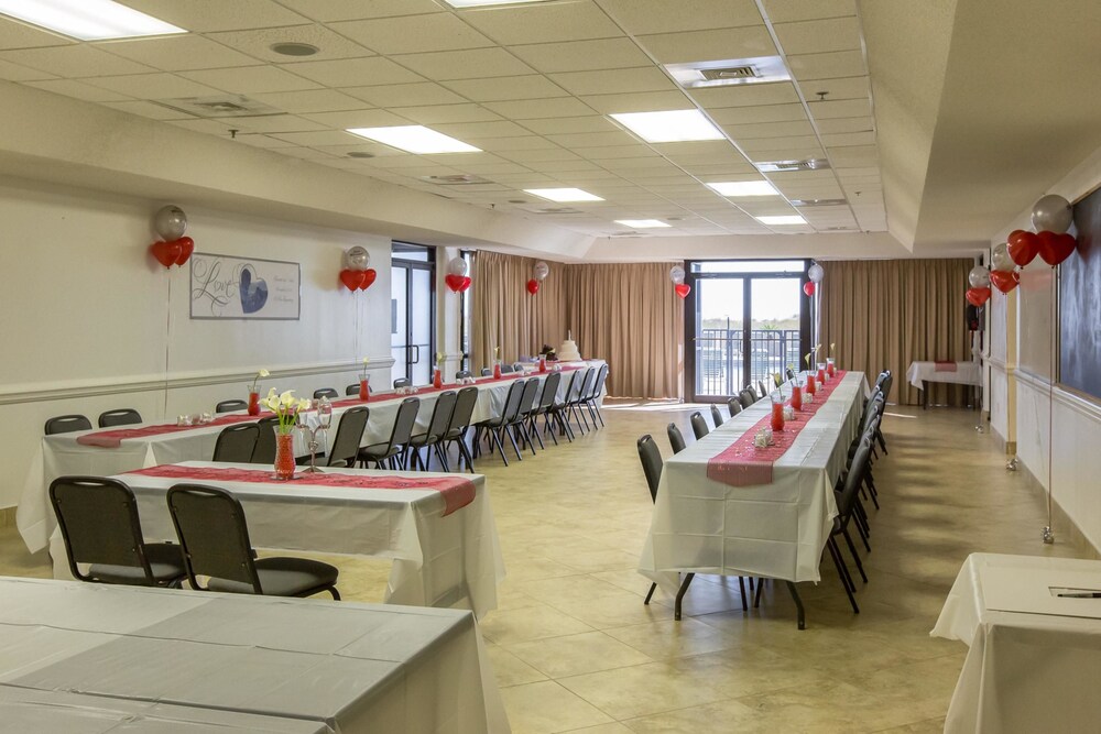 meeting & event spaces