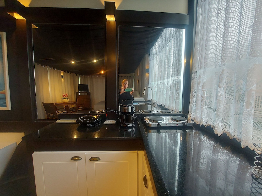 The Writers House - Suite Residences