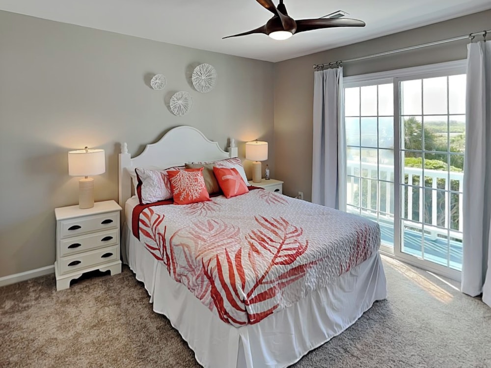 Blue Me A Wave by Topsail Realty