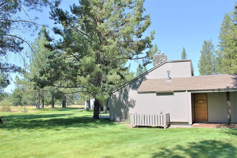 Meadow House 58 2 Bedroom Home