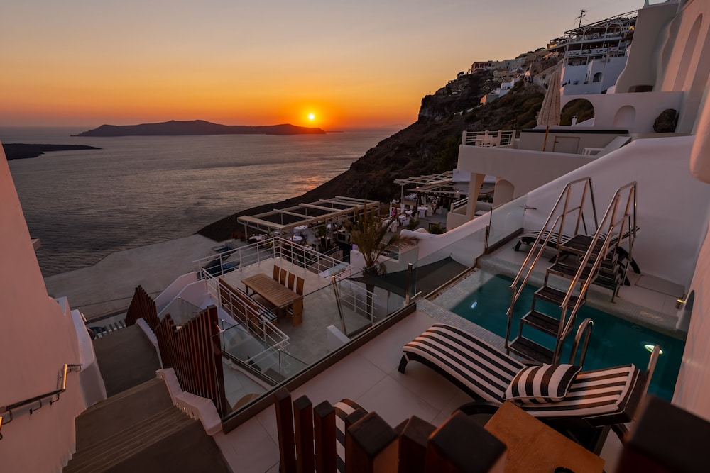 Daydream Luxury Suites