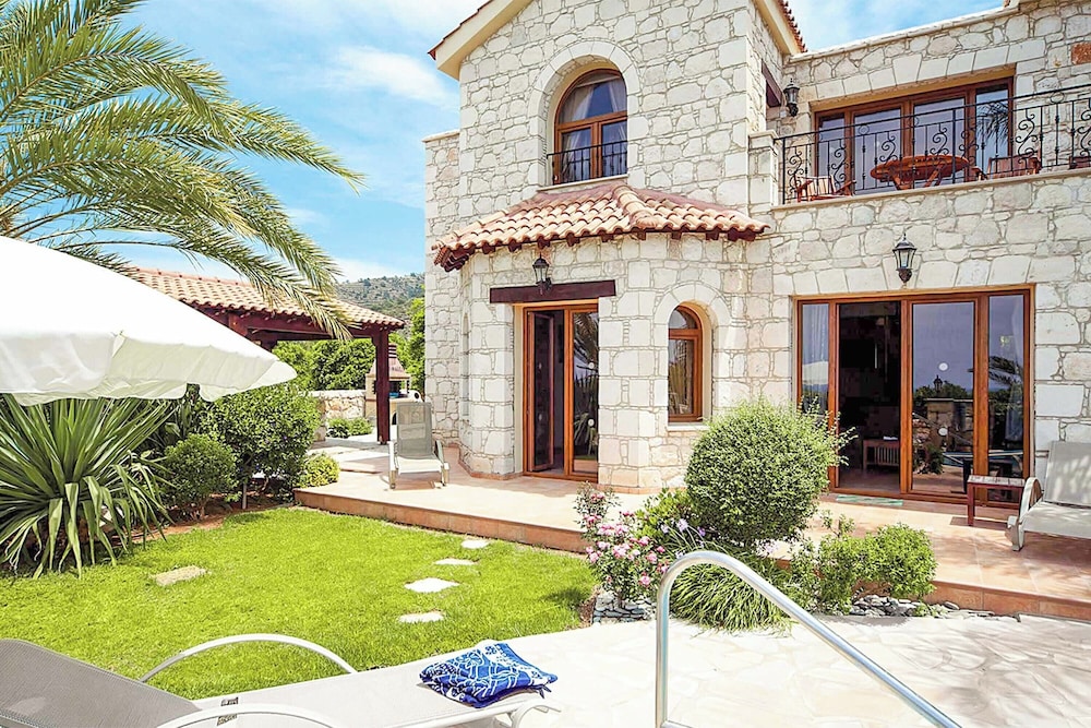 Villa Stavroulla