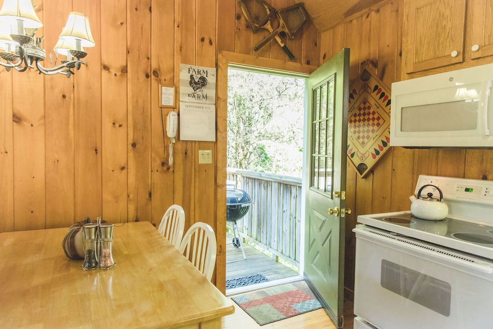 Autumn Ridge Cottages