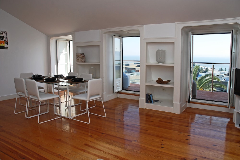 Bairro Alto Apartments by linc