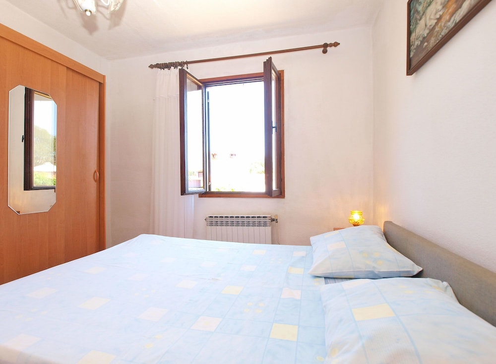 Apartment 939 view 3