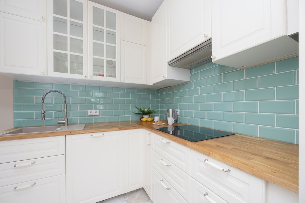 Apartment Near Old Town by Renters view 4
