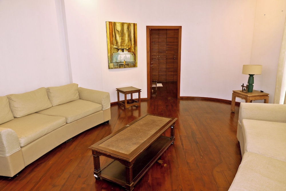 Colombo 7 Horton Residence