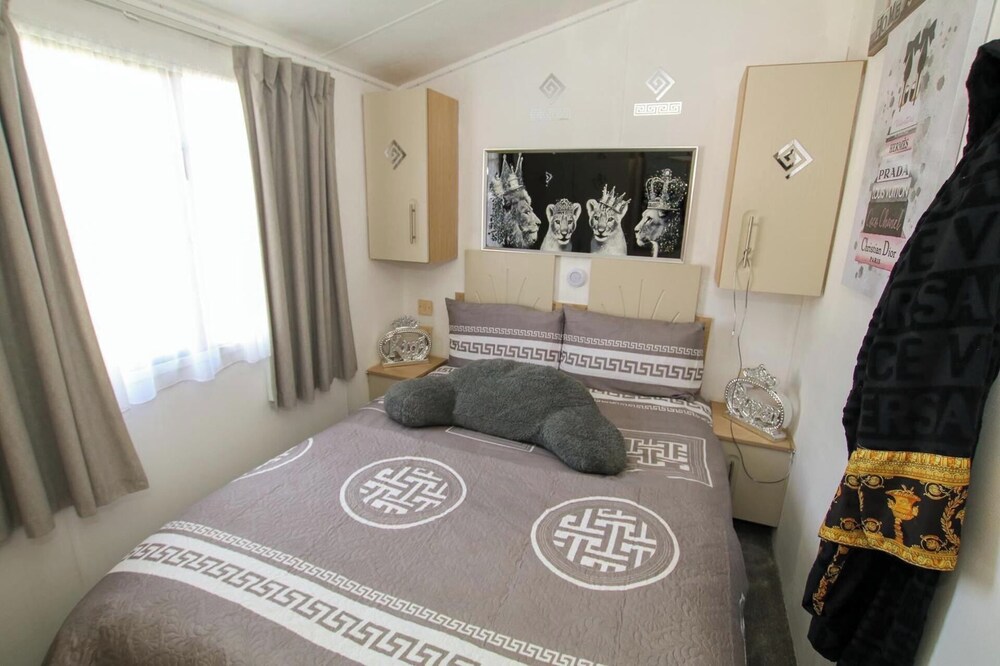 Big2vacation2 Exclusive at new Beach Caravan Park