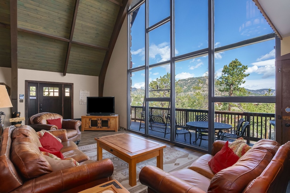 Denver Vacations - Sky View In The Rockies -- Ev 3473 3 Bedroom Home by RedAwning - Property Image 1