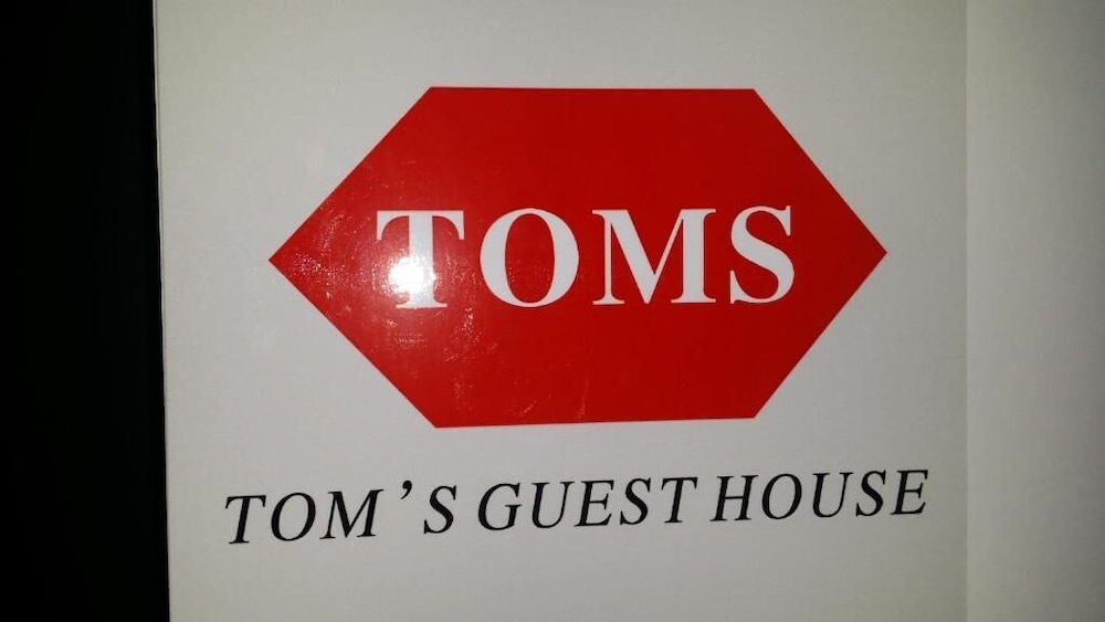Tom's Guest House