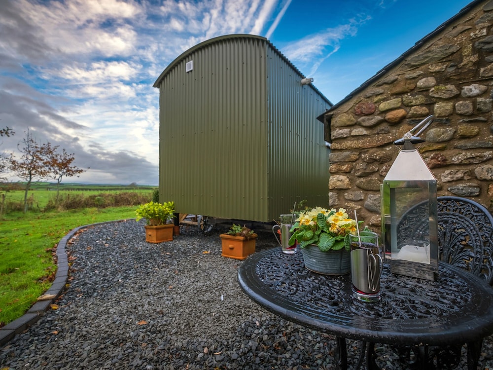The Pleasant Hut at Mount Pleasant Farm