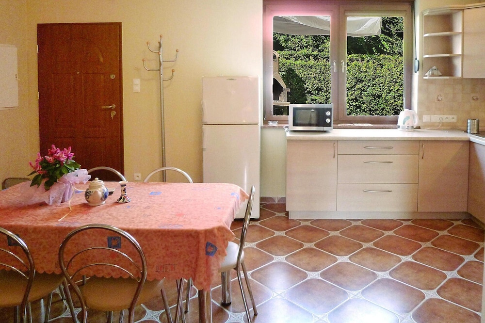 Semi-detached House With Fireplace, Rowy view 4