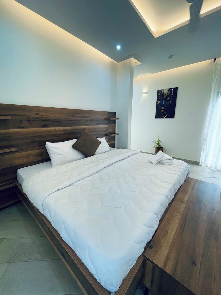 Platinum Blue Island Resort