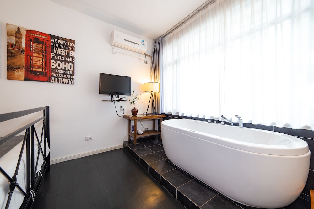 Humble Inn Boutique Residence