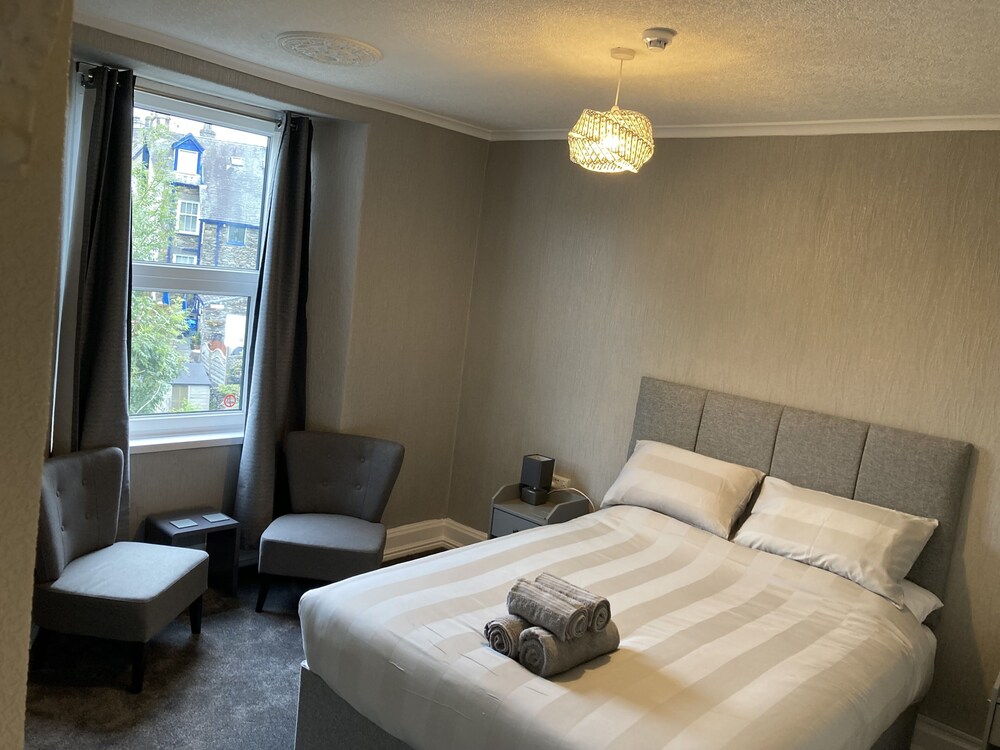 Thornleigh House view 3
