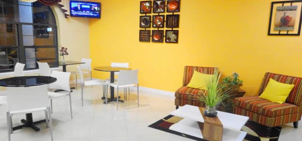 Winnie Inn Suites & RV Park