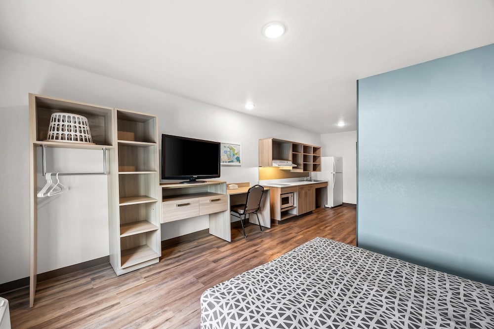 WoodSpring Suites Jackson Hub City