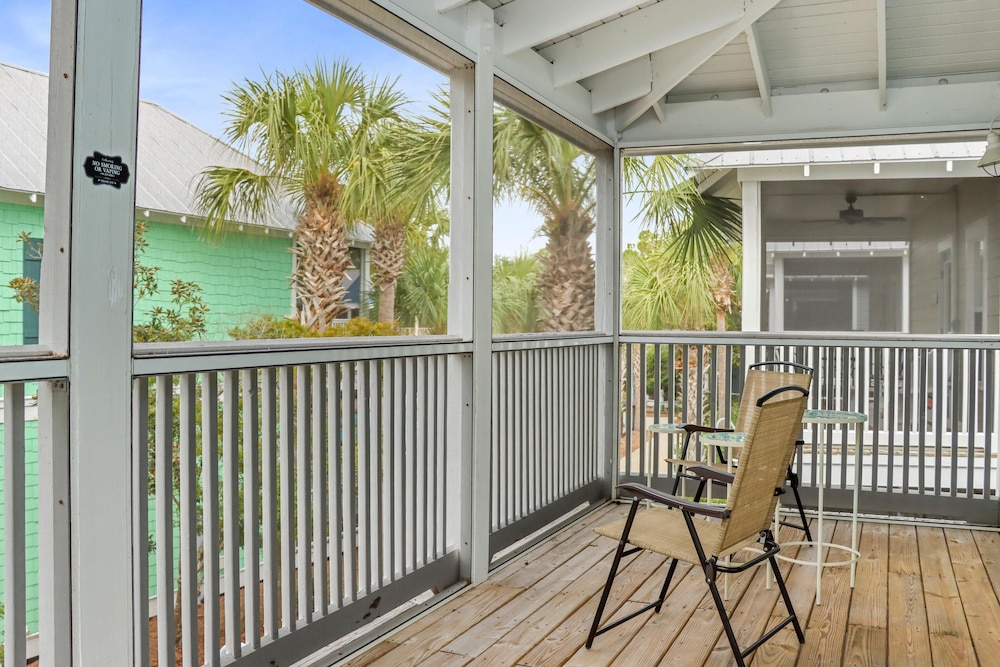 Barefoot Cottage B37 - The B's Knees