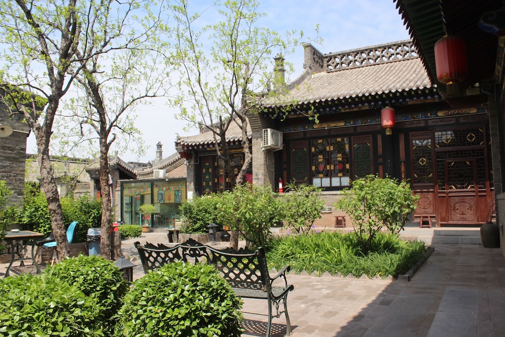 City Wall Old House.Ji Residence