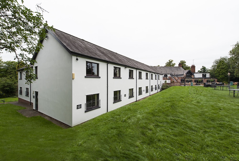 Altrincham Vacations - The Bulls Head Hotel - Property Image 24