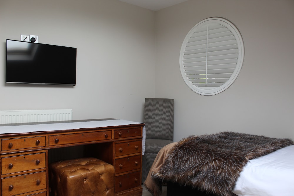 Toadhall Rooms
